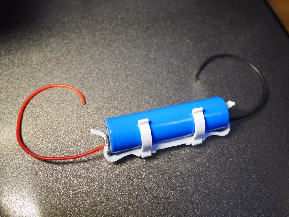 18650 springy battery holder